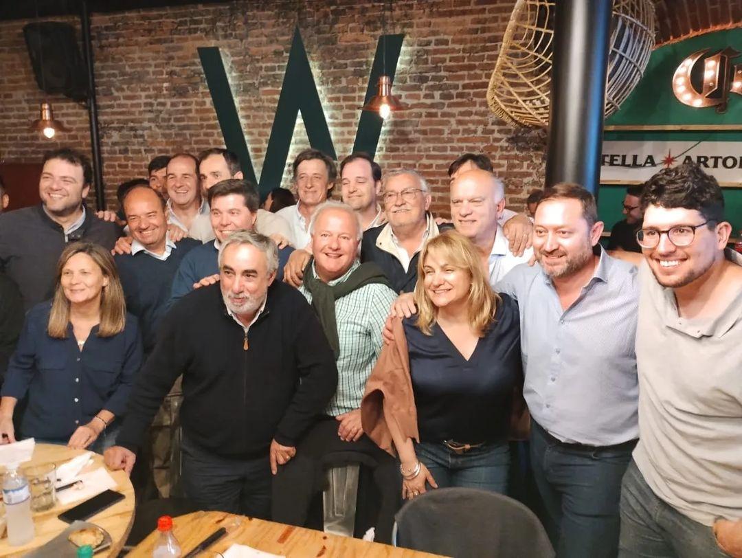 De abajo hacia arriba