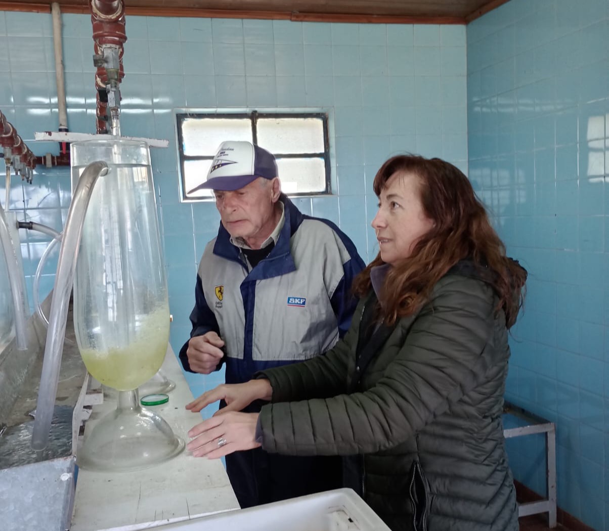 Intenso trabajo para preservar el pejerrey en la Laguna de Junín