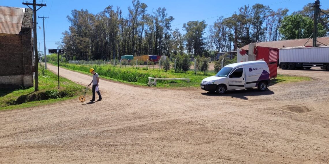 Avanzan los trabajos preliminares para  dotar de gas natural al barrio José Mauricio