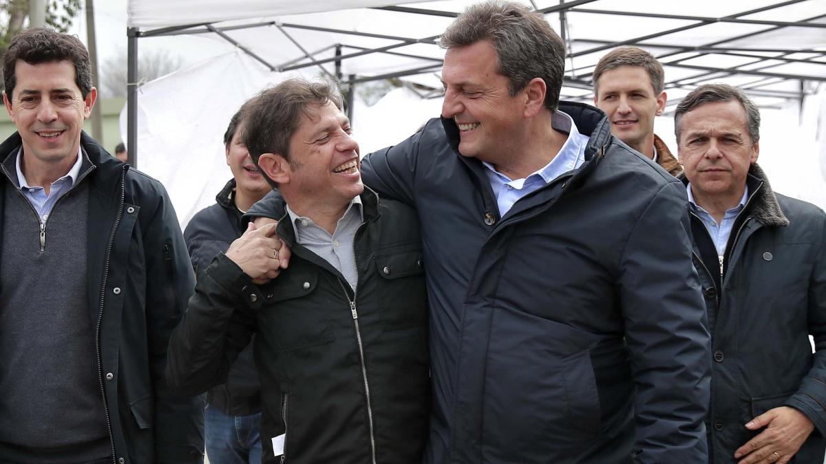 Massa y Kicillof encabezan un acto en Arsenal por el Día de la Lealtad