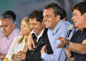 Kicillof trabaja para que la provincia vuelva a  ser la «locomotora» que garantice triunfo de Massa