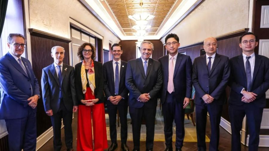 Alberto Fernández se reunió con  el alcalde de la ciudad de Shanghái