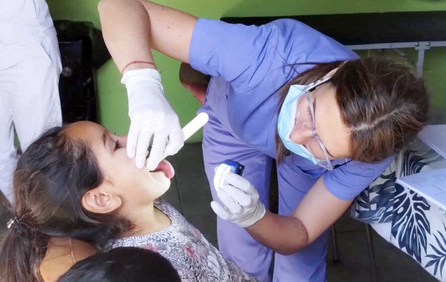 Personal del HIGA Junín realizó controles de niños en el barrio La Unión