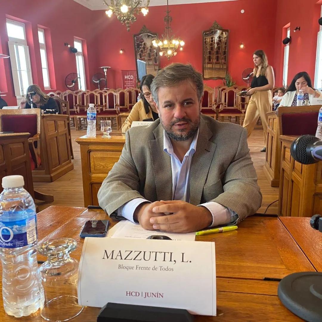 Mazzutti: «Petrecca no quiere debatir»