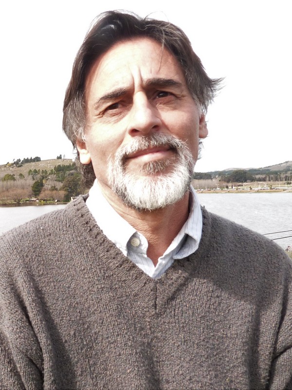 “Una mano para El Diez” ganó  el concurso de novela de Junín