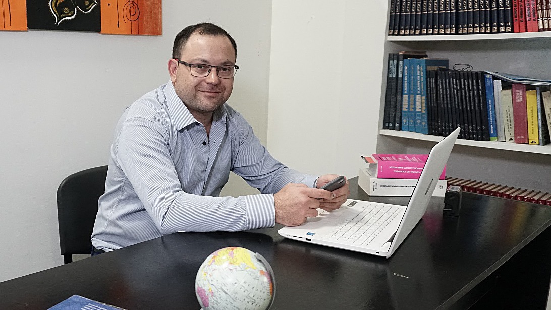 Claves para entender el pulso político, las tensiones  electorales y financieras en la recta final