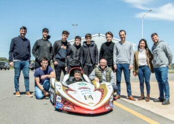 Alumnos del Colegio Industrial recibieron un subsidio otorgado por el Municipio