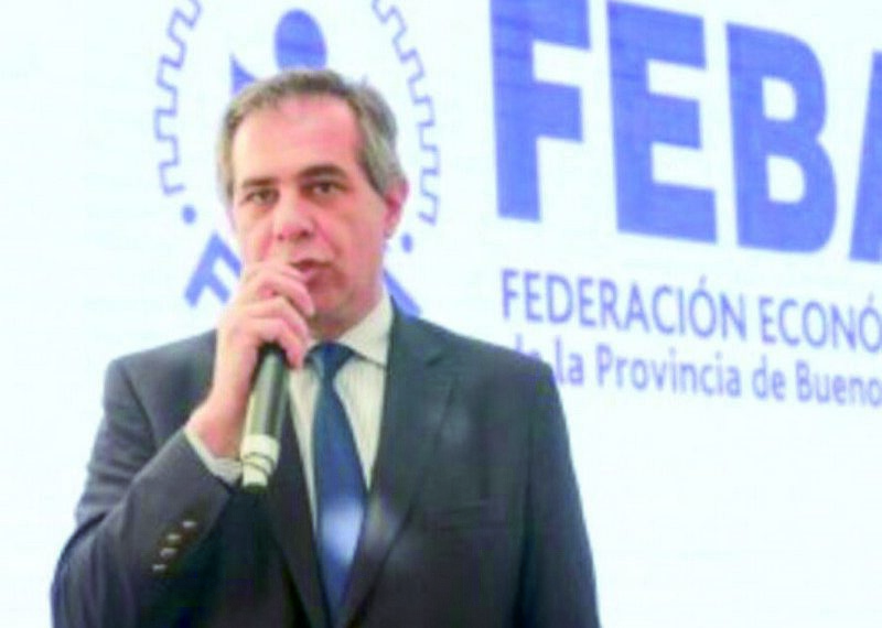 Cappelletti consideró que el próximo  gobierno enfrentará una economía en crisis