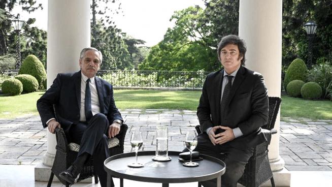 Editorial: Transición y después