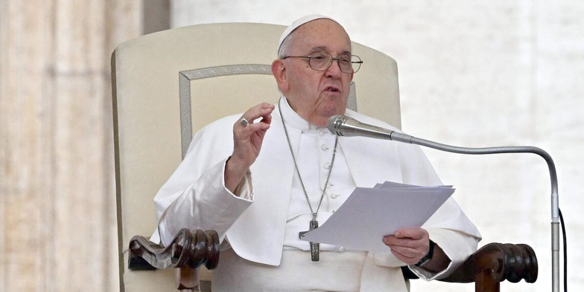 Francisco hablará ante los líderes de la  COP28 en una visita de 38 horas a Dubai