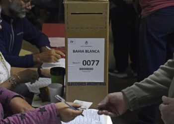Hasta el mediodía, había votado el 30% del padrón electoral nacional