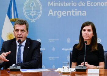 Amplían los créditos para jubilados hasta $600 mil y para trabajadores hasta $1 millón