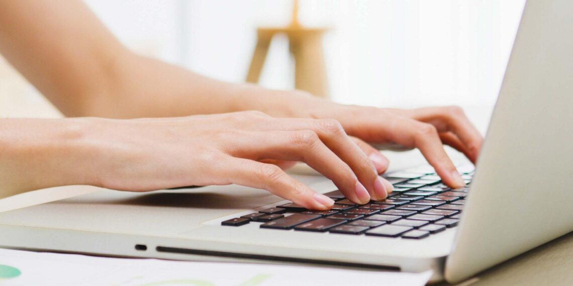 Destacan el «modelo educativo» a distancia de la UNNOBA