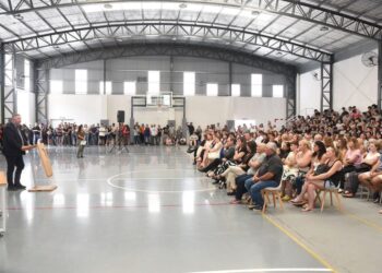 Escuela Secundaria UNNOBA: «Es un magnífico ejemplo de la educación pública del país»