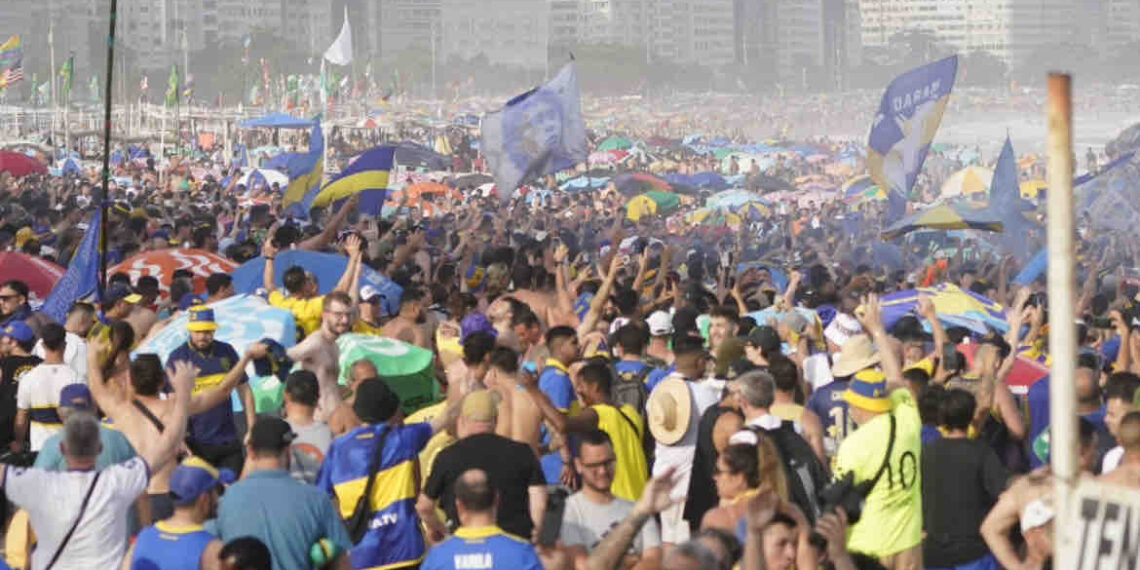 Imponente banderazo de Boca en Rio de Janeiro