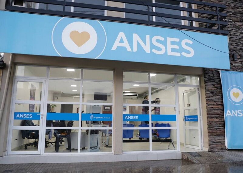 El lunes entra en vigencia la devolución del IVA para  más de 2,5 millones de trabajadores informales