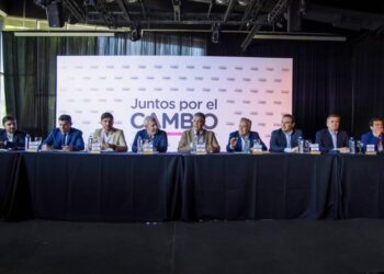 Gobernadores de JxC: en un clima tenso ganó la postura de “unidad sin cogobierno”