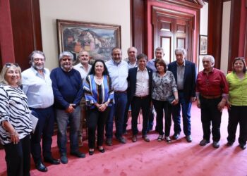 Azil participó de un  encuentro con Kicillof