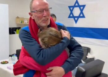 Hamás entrega a otro grupo de rehenes israelíes y tailandeses