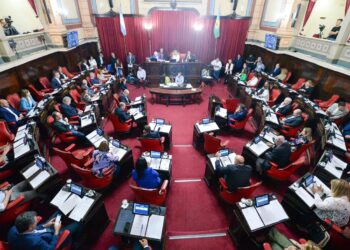 El Senado aprobó por unanimidad ocho pliegos para cubrir vacantes en Departamentos Judiciales