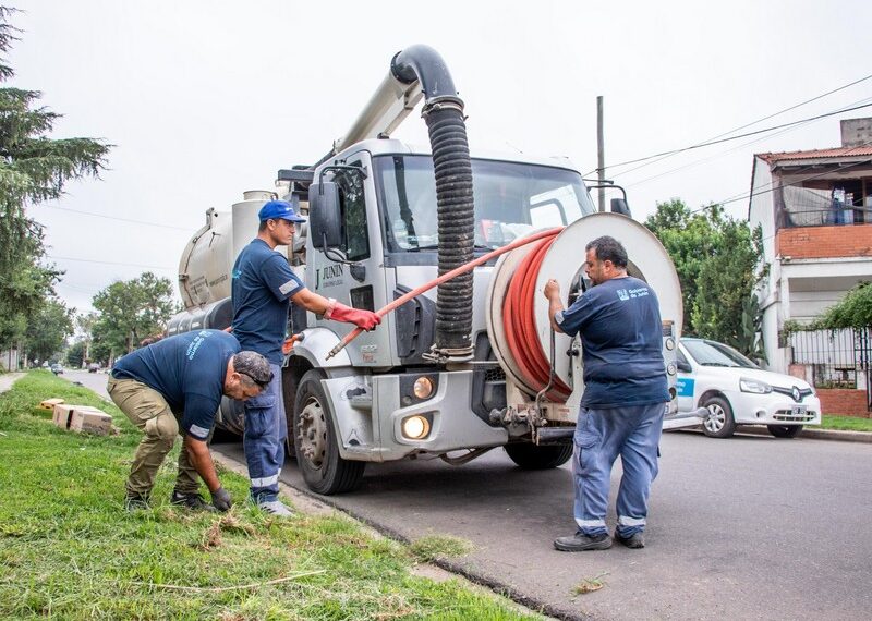 Trabajadores de Obras Sanitarias rechazaron oferta salarial y aguardan nueva reunión con el Ejecutivo