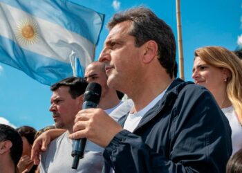Massa: «Un país no se construye vendiendo los órganos, sino con corazón»