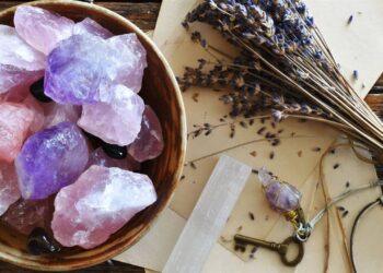 Cuáles son las piedras preciosas que atraen la buena energía del hogar, según el Feng Shui