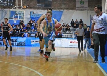 San Martín y Regatas abren las semifinales