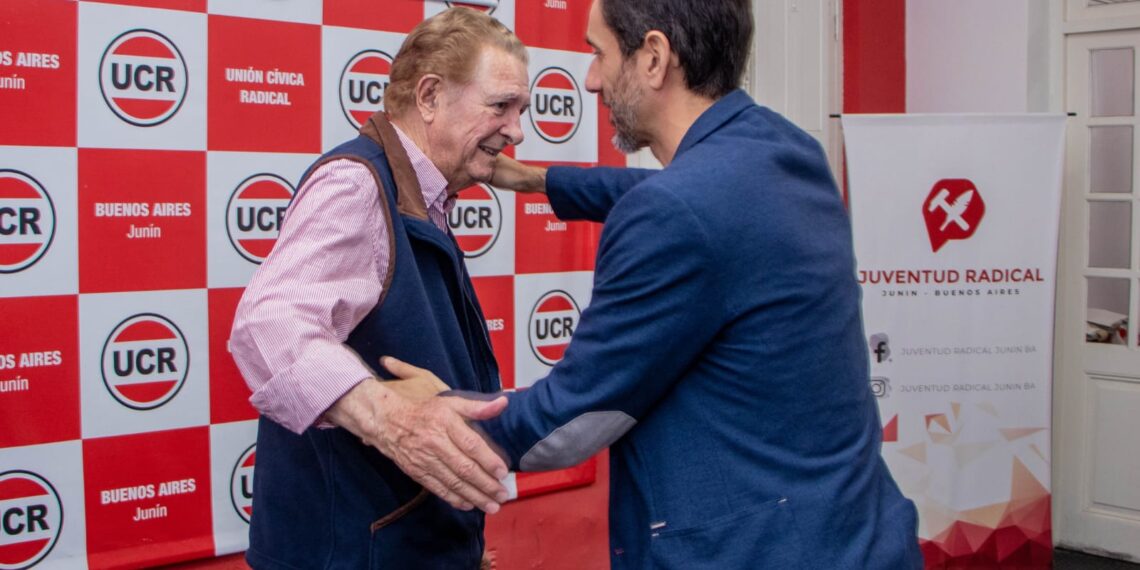 Petrecca participó del acto para celebrar los 40 años de democracia organizado por la UCR local