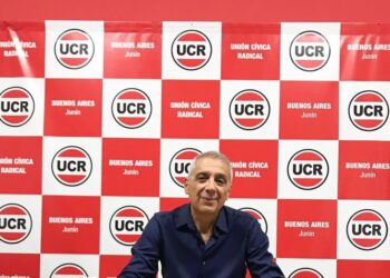 Contrapunto por la designación de Lousteau como titular de la UCR