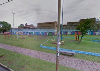 Lanús: hallaron restos de un hombre descuartizado en una valija y detuvieron a su hijo