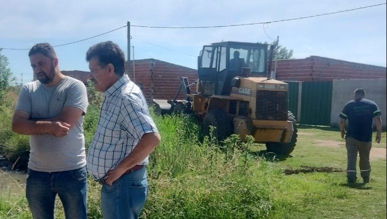 Ponen en marcha el plan de limpieza y ordenamiento de calles en Bragado