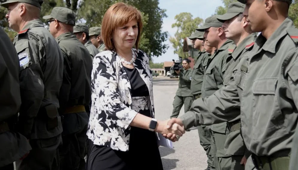 Bullrich sobre el protocolo antipiquetes: «Se va a identificar con fotos, drones y pidiendo DNI»