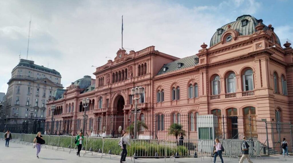 El Gobierno criticó en un video el estado de la Casa Rosada y luego lo borró
