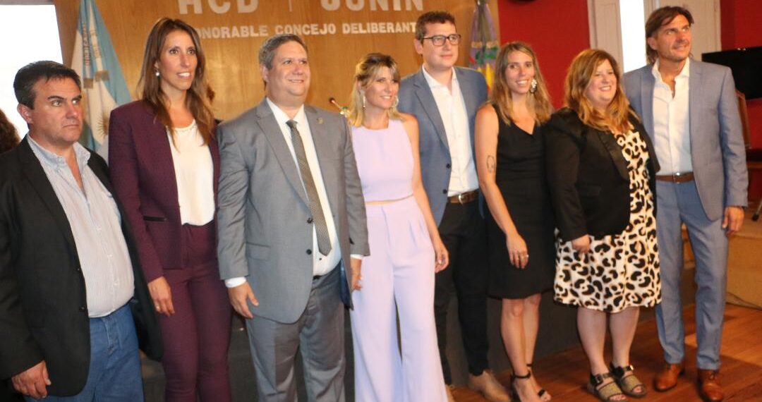 Los integrantes del bloque de concejales Unión por la Patria