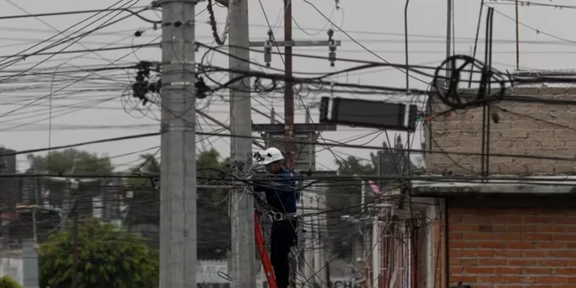 El Gobierno informó que importará energía eléctrica desde Brasil para restablecimiento del servicio tras el temporal