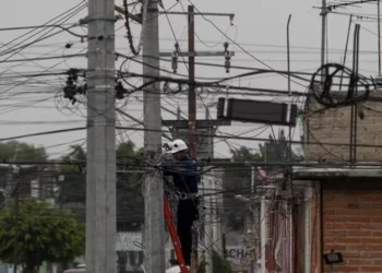 El Gobierno informó que importará energía eléctrica desde Brasil para restablecimiento del servicio tras el temporal