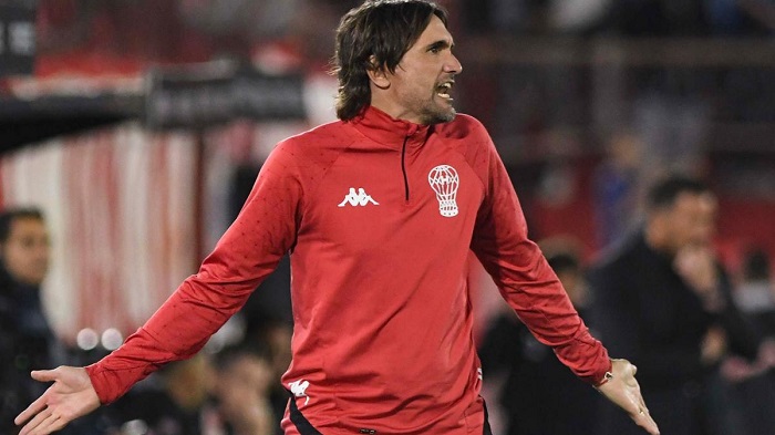 Diego Martínez renunció como DT de Huracán y reconoció un llamado de Boca