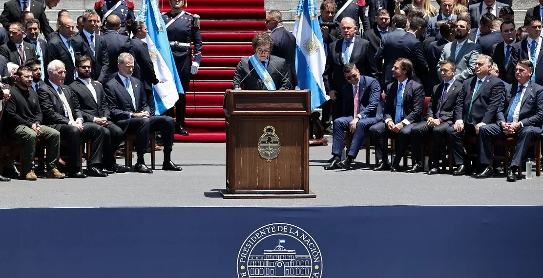 Milei asumió como Presidente: «No hay alternativa posible al ajuste y al shock»