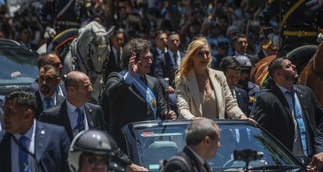 Primer decreto de Javier Milei: pasó la “motosierra” y quedan 9 ministerios
