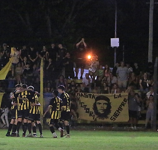 River sumó su segundo triunfo y manda en la Zona B del Nocturno