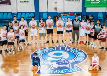 Se realizó una clínica de básquet en el Club 9 de Julio