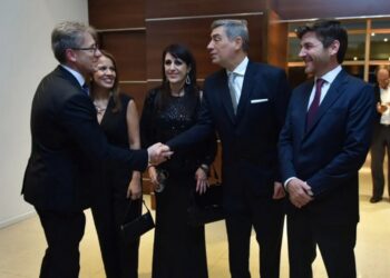 Reclamo por las vacantes en el Poder Judicial, Ganancias y la independencia