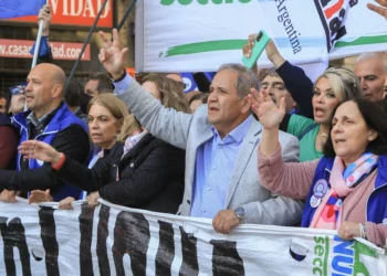 Los bancarios tendrán en diciembre un aumento del 40%