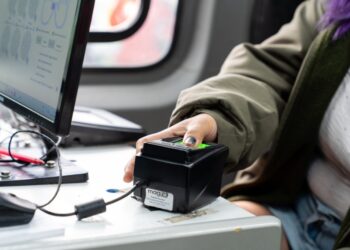 Cómo es el nuevo DNI electrónico con chip y código QR que ya está en marcha