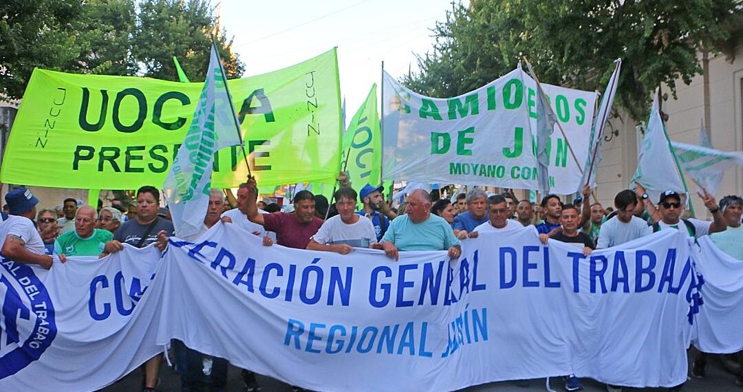 El comunicado leído en la plaza