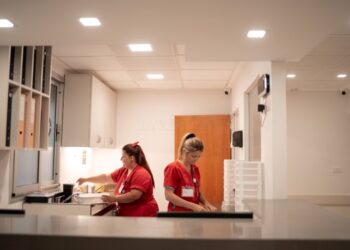 Clínica Centro inaugura su segundo piso con ocho nuevas habitaciones y un amplio confort
