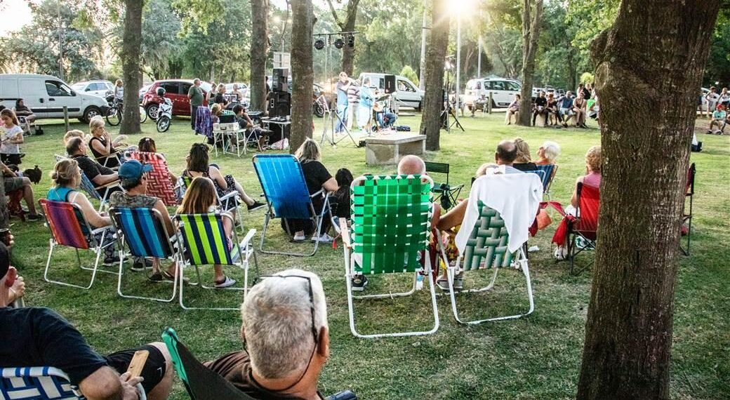 Buena música, gastronomía y emprendedores en una perfecta combinación de gustos