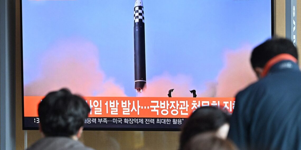 Corea del Norte disparó 200 proyectiles  y evacuaron dos islas surcoreanas
