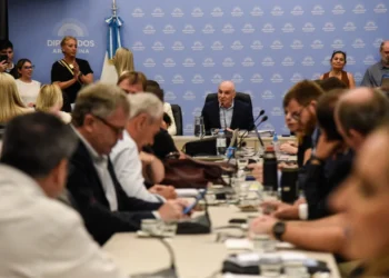 Espert asumió la presidencia de Presupuesto